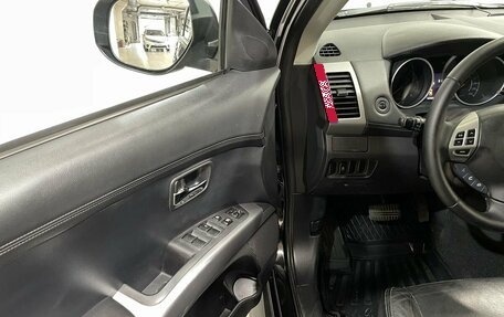 Mitsubishi Outlander III рестайлинг 3, 2012 год, 1 485 000 рублей, 17 фотография
