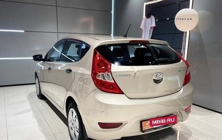 Hyundai Solaris II рестайлинг, 2013 год, 965 000 рублей, 7 фотография