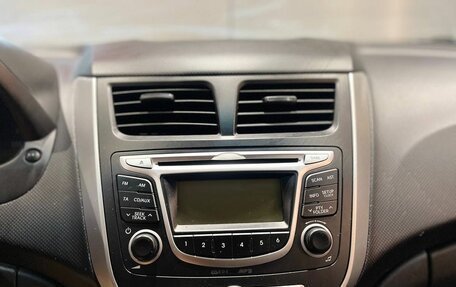 Hyundai Solaris II рестайлинг, 2013 год, 965 000 рублей, 16 фотография