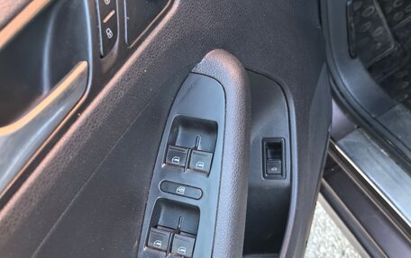 Volkswagen Jetta VI, 2014 год, 990 000 рублей, 9 фотография