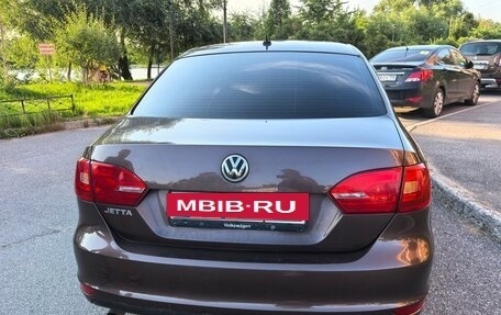 Volkswagen Jetta VI, 2014 год, 990 000 рублей, 6 фотография