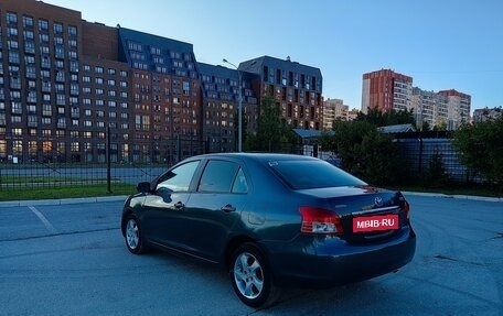 Toyota Yaris III рестайлинг, 2008 год, 740 000 рублей, 6 фотография