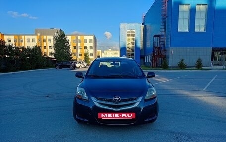 Toyota Yaris III рестайлинг, 2008 год, 740 000 рублей, 9 фотография