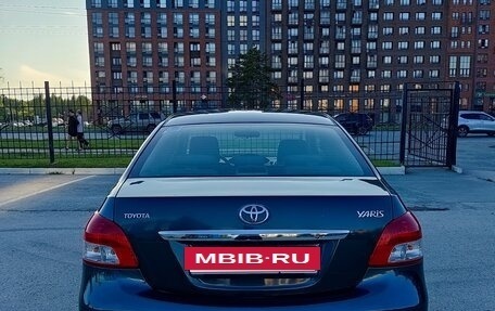 Toyota Yaris III рестайлинг, 2008 год, 740 000 рублей, 4 фотография