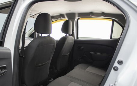 Renault Logan II, 2019 год, 990 000 рублей, 11 фотография
