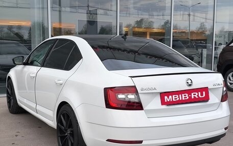 Skoda Octavia, 2017 год, 1 600 000 рублей, 8 фотография