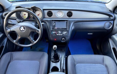 Mitsubishi Outlander III рестайлинг 3, 2006 год, 395 000 рублей, 9 фотография