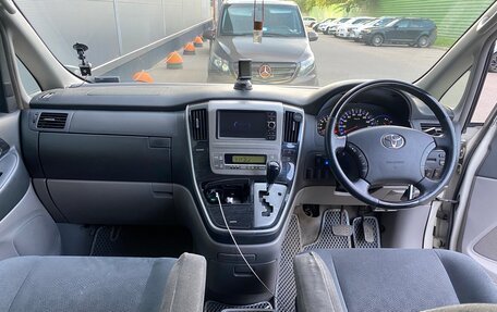 Toyota Alphard III, 2005 год, 2 120 000 рублей, 14 фотография