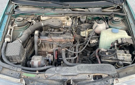 Volkswagen Passat B4, 1995 год, 180 000 рублей, 14 фотография