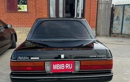 Toyota Crown, 1990 год, 550 000 рублей, 3 фотография