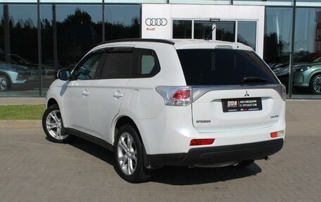 Mitsubishi Outlander III рестайлинг 3, 2013 год, 1 150 000 рублей, 7 фотография