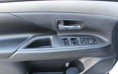 Mitsubishi Outlander III рестайлинг 3, 2013 год, 1 150 000 рублей, 13 фотография
