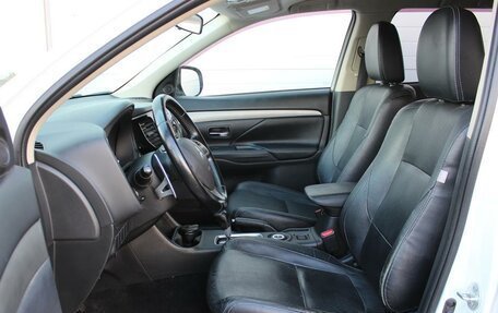Mitsubishi Outlander III рестайлинг 3, 2013 год, 1 150 000 рублей, 14 фотография