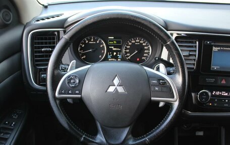 Mitsubishi Outlander III рестайлинг 3, 2013 год, 1 150 000 рублей, 18 фотография