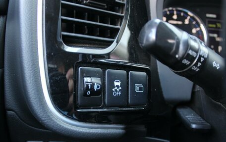 Mitsubishi Outlander III рестайлинг 3, 2013 год, 1 150 000 рублей, 24 фотография