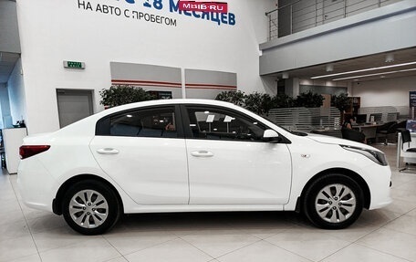 KIA Rio IV, 2017 год, 987 000 рублей, 5 фотография