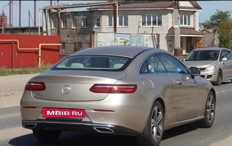 Mercedes-Benz E-Класс, 2017 год, 4 000 000 рублей, 3 фотография