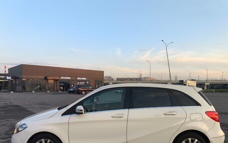 Mercedes-Benz B-Класс, 2014 год, 1 300 000 рублей, 3 фотография
