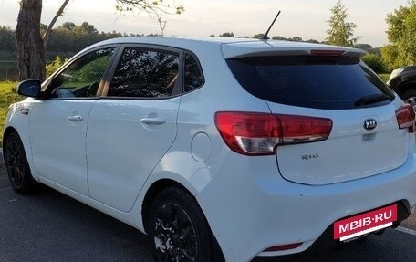 KIA Rio III рестайлинг, 2016 год, 1 050 000 рублей, 4 фотография
