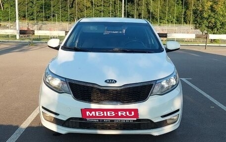 KIA Rio III рестайлинг, 2016 год, 1 050 000 рублей, 2 фотография