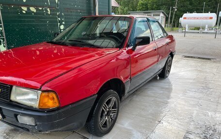 Audi 80, 1988 год, 175 000 рублей, 2 фотография