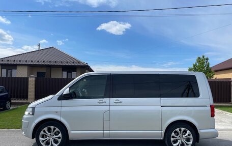 Volkswagen Multivan T5, 2010 год, 2 350 000 рублей, 7 фотография