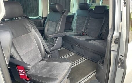 Volkswagen Multivan T5, 2010 год, 2 350 000 рублей, 26 фотография