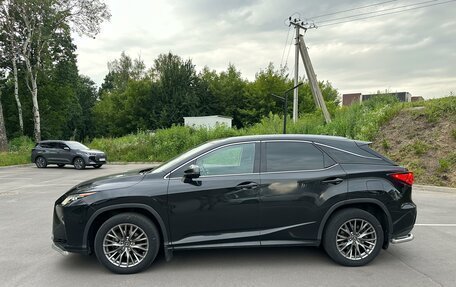 Lexus RX IV рестайлинг, 2018 год, 4 500 000 рублей, 5 фотография