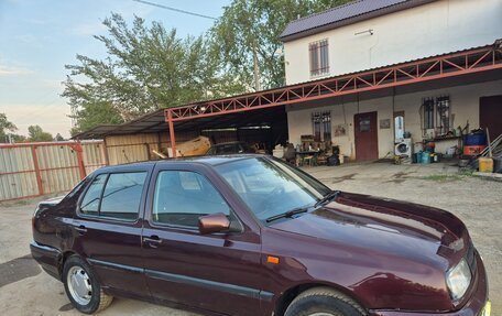 Volkswagen Vento, 1992 год, 280 000 рублей, 9 фотография