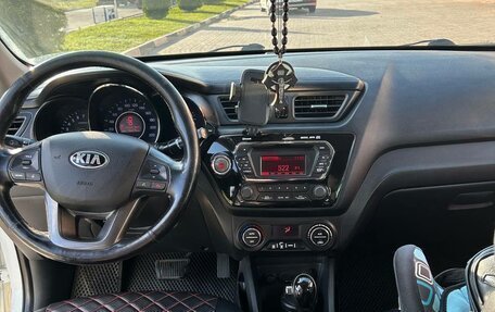KIA Rio III рестайлинг, 2014 год, 925 000 рублей, 5 фотография