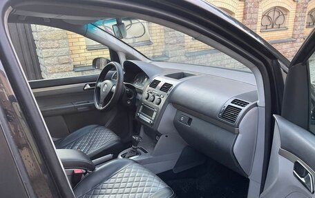 Volkswagen Touran III, 2007 год, 450 000 рублей, 11 фотография