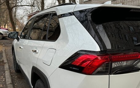 Toyota RAV4, 2020 год, 3 100 000 рублей, 9 фотография