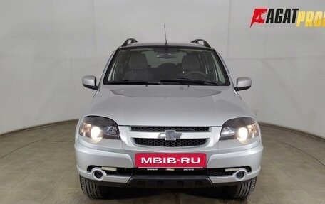 Chevrolet Niva I рестайлинг, 2018 год, 680 000 рублей, 2 фотография