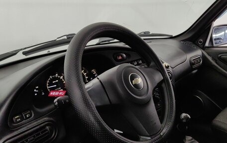 Chevrolet Niva I рестайлинг, 2018 год, 680 000 рублей, 12 фотография