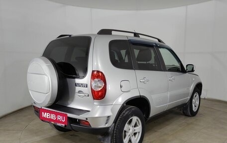 Chevrolet Niva I рестайлинг, 2018 год, 680 000 рублей, 5 фотография