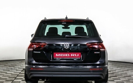 Volkswagen Tiguan II, 2019 год, 2 495 000 рублей, 6 фотография
