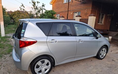 Toyota Ractis II, 2011 год, 910 000 рублей, 5 фотография