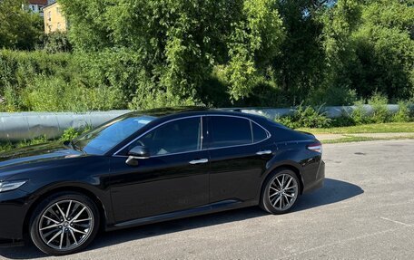 Toyota Camry, 2023 год, 3 650 000 рублей, 3 фотография