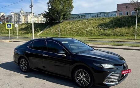 Toyota Camry, 2023 год, 3 650 000 рублей, 8 фотография