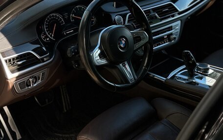 BMW 7 серия, 2018 год, 4 200 000 рублей, 5 фотография