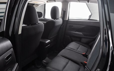 Mitsubishi Outlander III рестайлинг 3, 2016 год, 2 415 000 рублей, 11 фотография
