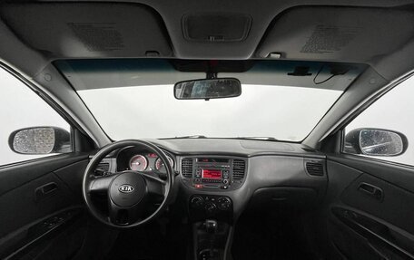KIA Rio II, 2011 год, 650 000 рублей, 10 фотография