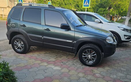 Chevrolet Niva I рестайлинг, 2012 год, 580 000 рублей, 3 фотография