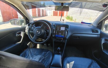 Volkswagen Polo VI (EU Market), 2012 год, 550 000 рублей, 3 фотография