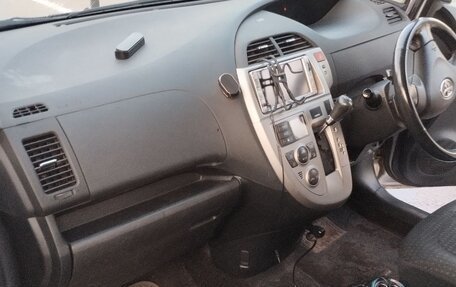 Toyota Ractis I, 2008 год, 600 000 рублей, 6 фотография