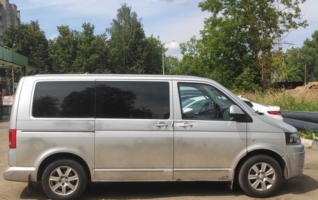 Volkswagen Multivan T5, 2010 год, 1 600 000 рублей, 3 фотография