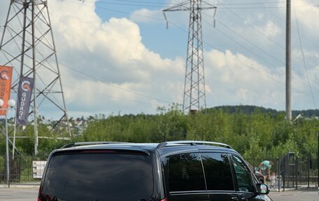 Mercedes-Benz V-Класс, 2017 год, 4 825 000 рублей, 4 фотография