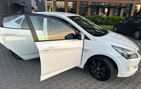 Hyundai Solaris II рестайлинг, 2016 год, 915 000 рублей, 7 фотография