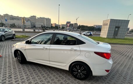 Hyundai Solaris II рестайлинг, 2016 год, 915 000 рублей, 13 фотография