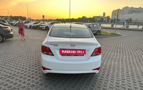 Hyundai Solaris II рестайлинг, 2016 год, 915 000 рублей, 3 фотография